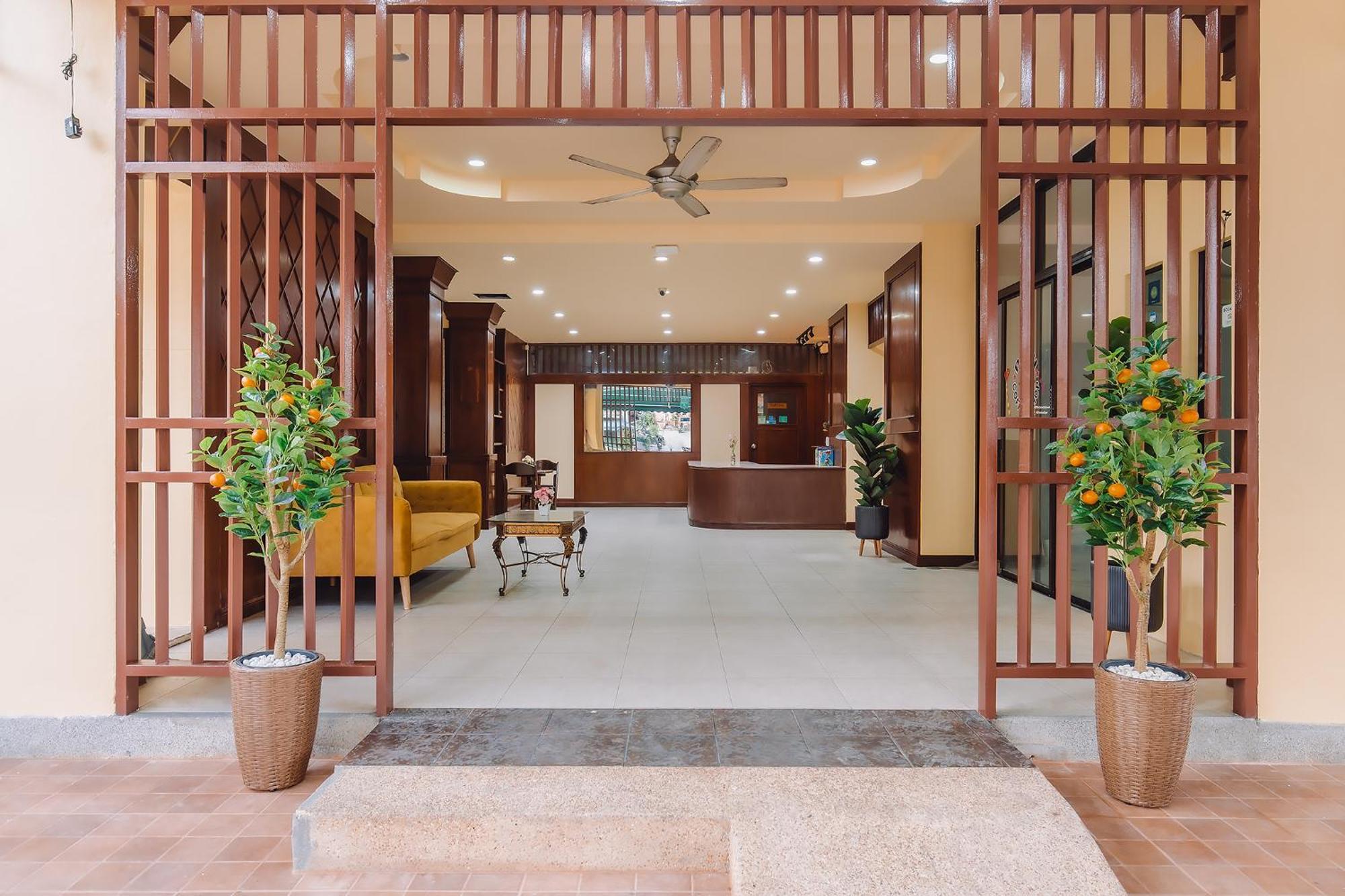 Bauman-Ville Hotel Patong Exterior foto